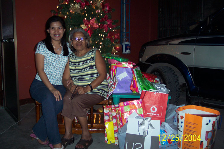 Janet & Inay
