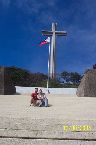 Pareng Elvis & Mareng Nanie at Mt. Samat Bataan
