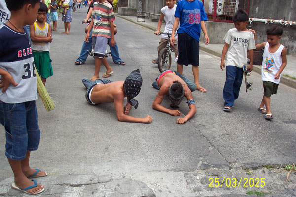 Holy Thursday - "Gapang" part of the sacrifice for Holy Week Culture
