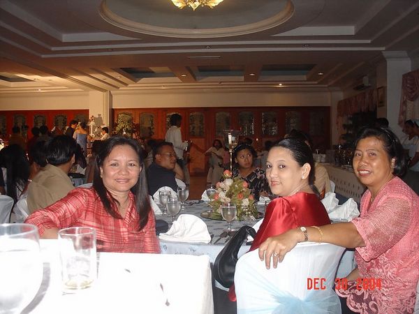 Inday, Nanie and K. Luz @ the reception
