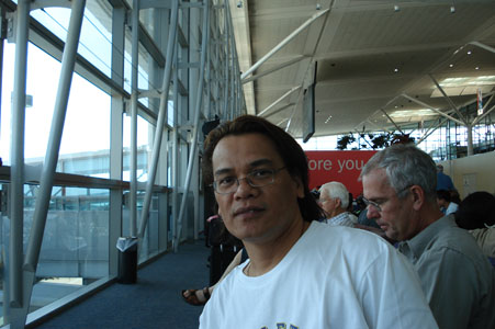 Back home for Christmas_Qantas flight_Brisbane Airport
