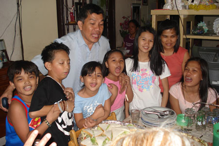 God bless you Kuya....you are always in our hearts.
Jan. 4  2007, A special day for a special celebration....
