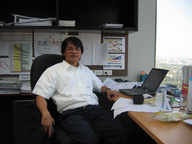 Dec 13, 2005 at  CUEL BKK Office
