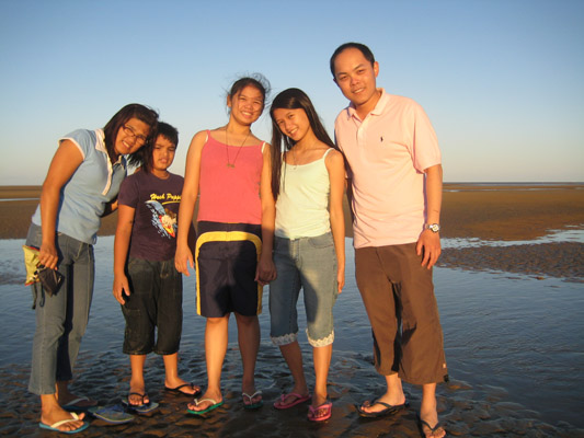 with Kuya William Loh at the beach
