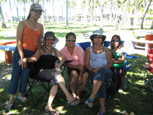 Anna with Tita Edith, Tita Carol, Tita Nila and Tita Gemma
