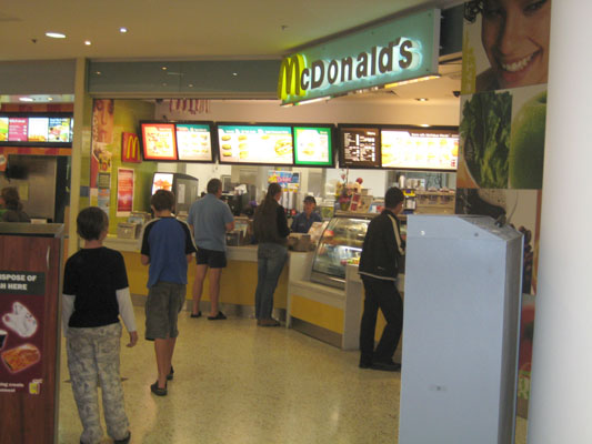 Caneland Mall - McDonald
