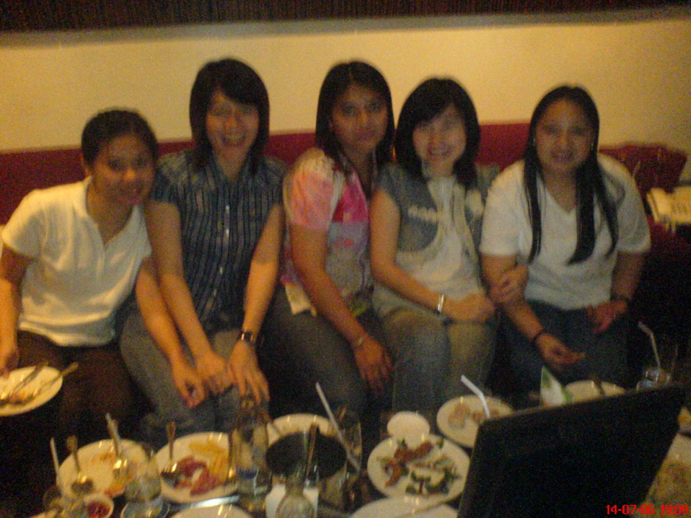 At MAJOR IMAX Karaoke June 2006
