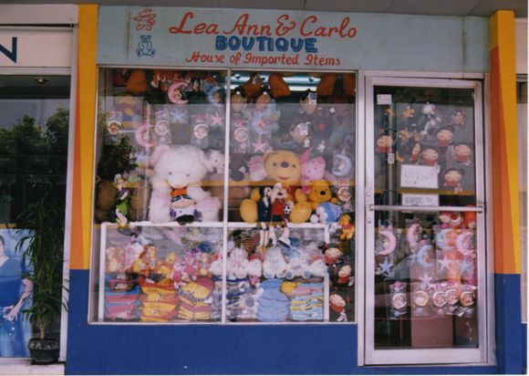 Lea Ann Carlo Boutique in Caedo (2000-2004)
